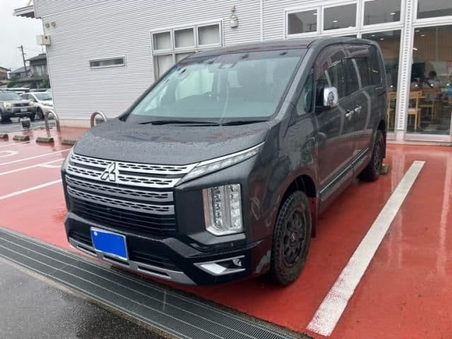 MITSUBISHI DELICA D:5 4WD