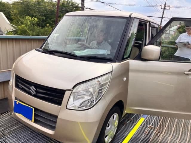 Car thumbnail 2