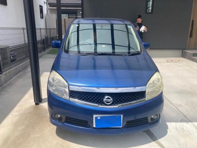 NISSAN