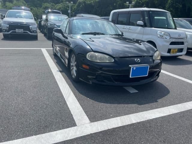 Car thumbnail 3