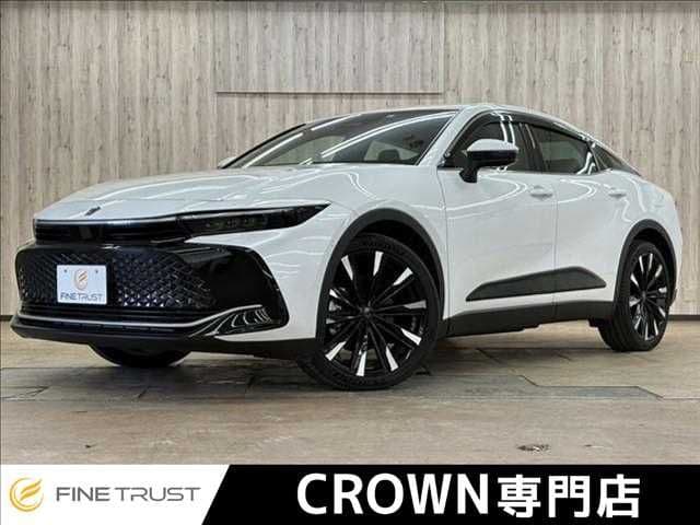 TOYOTA CROWN CROSSOVER
