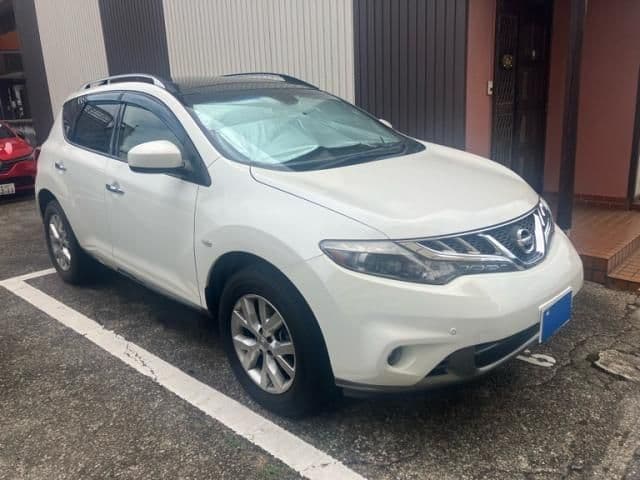 NISSAN