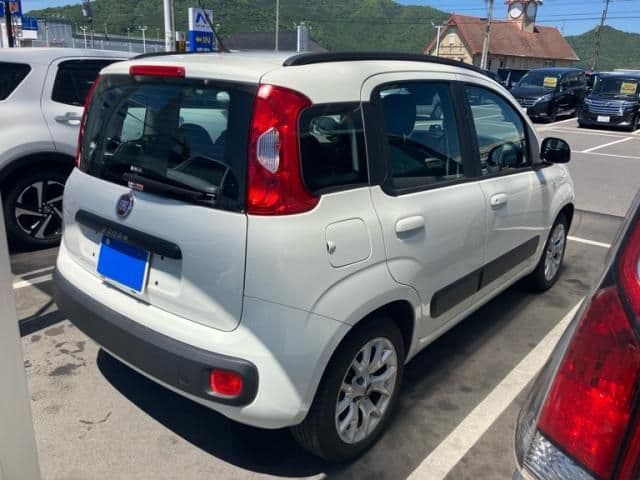 Car thumbnail 4