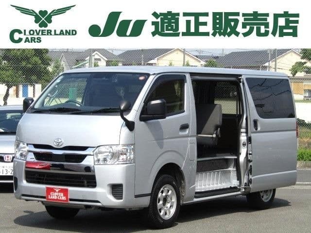 TOYOTA HIACE van 2WD