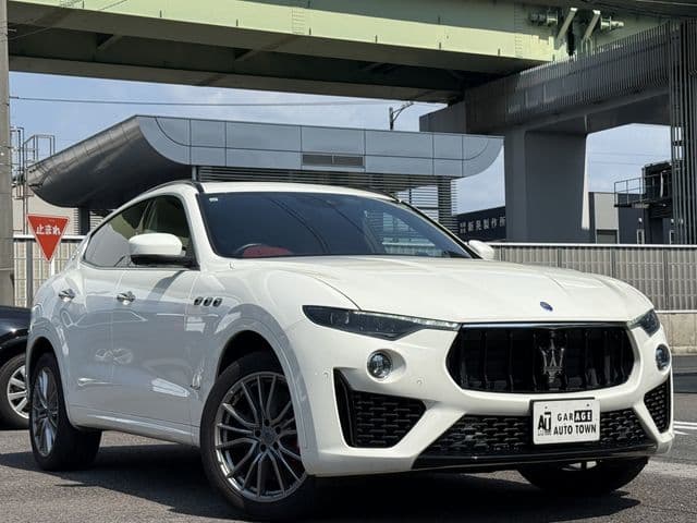 Car thumbnail 3