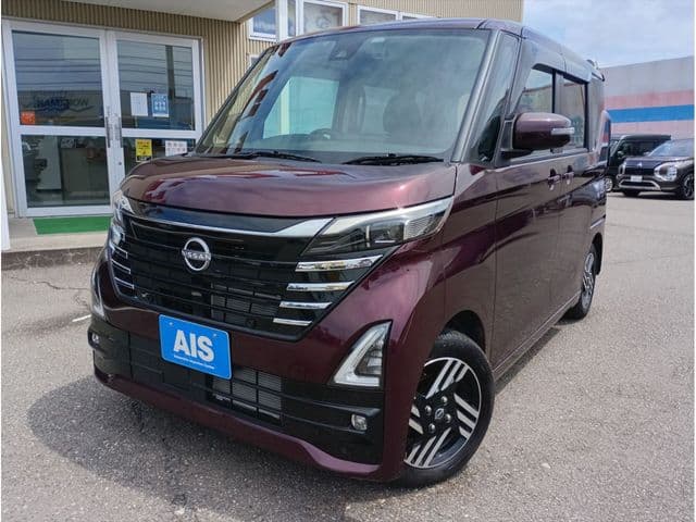 NISSAN ROOX