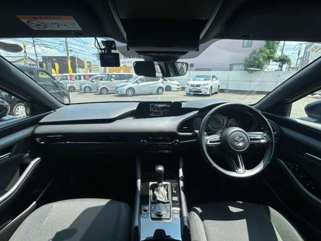 Car thumbnail 3