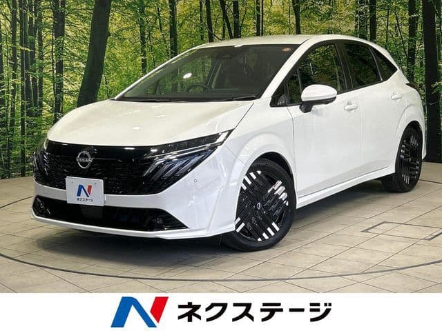 NISSAN AURA