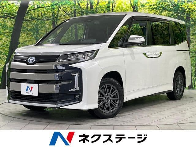 TOYOTA NOAH HYBRID 4WD