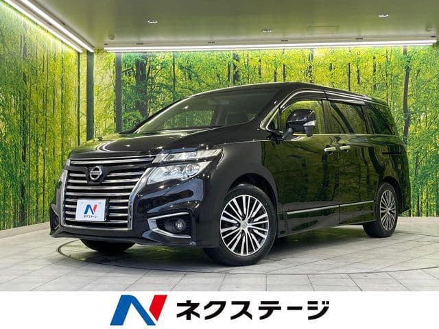 NISSAN ELGRAND