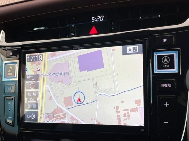 Car thumbnail 4