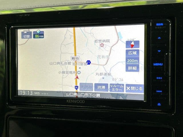 Car thumbnail 3