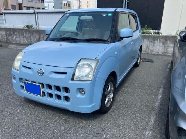 NISSAN