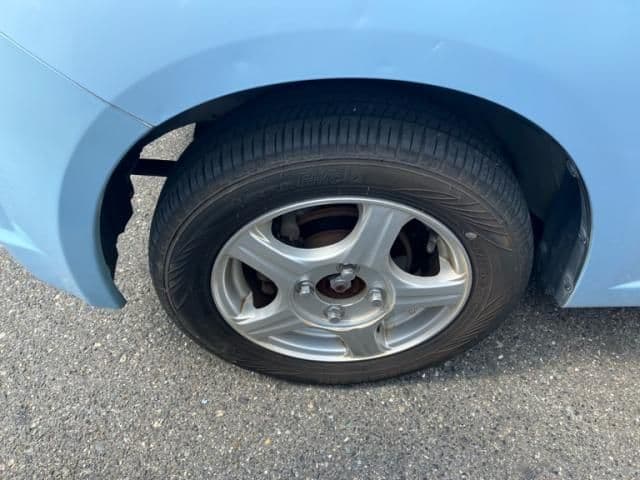 Car thumbnail 3