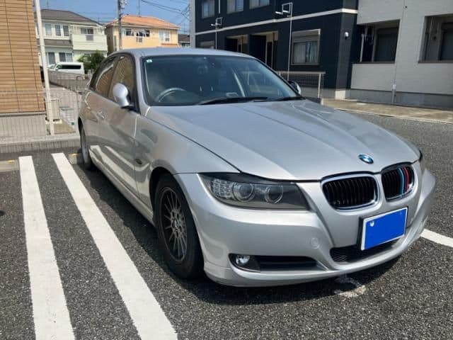 Car thumbnail 2