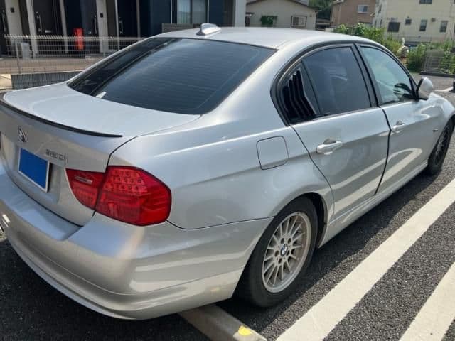 Car thumbnail 4