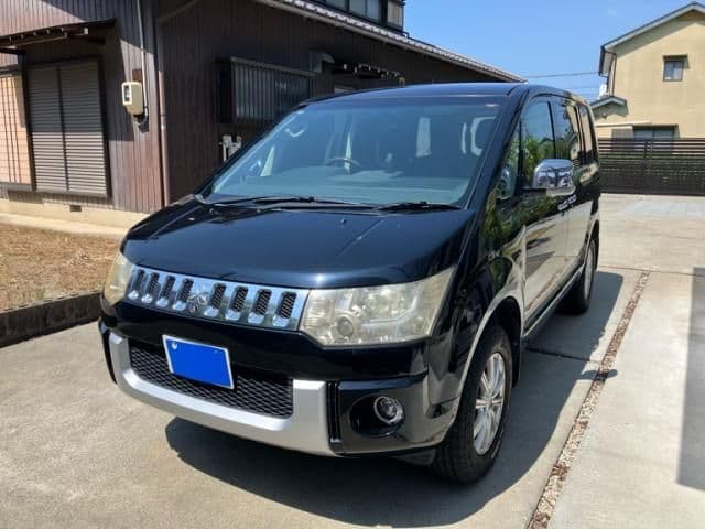 MITSUBISHI DELICA D:5 4WD