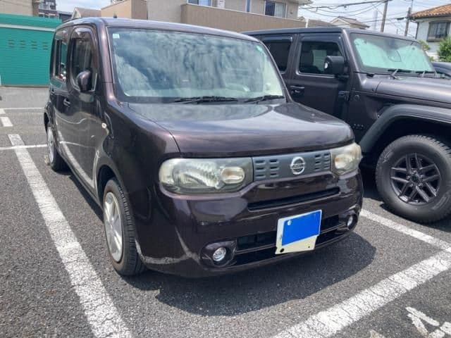 NISSAN