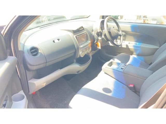 Car thumbnail 4