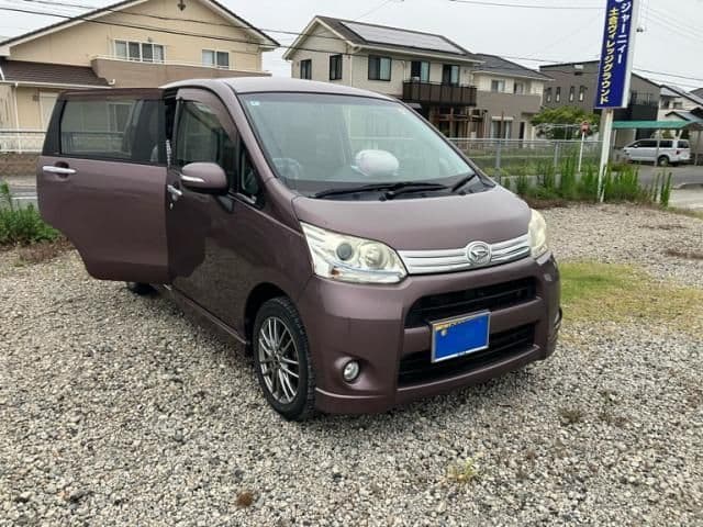 Car image 1