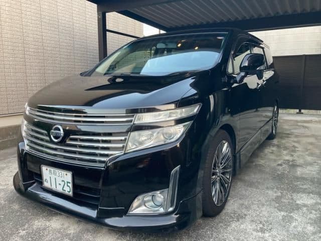 NISSAN ELGRAND  4WD