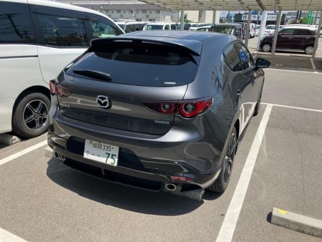Car thumbnail 2