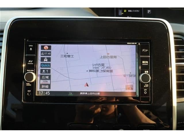 Car thumbnail 3