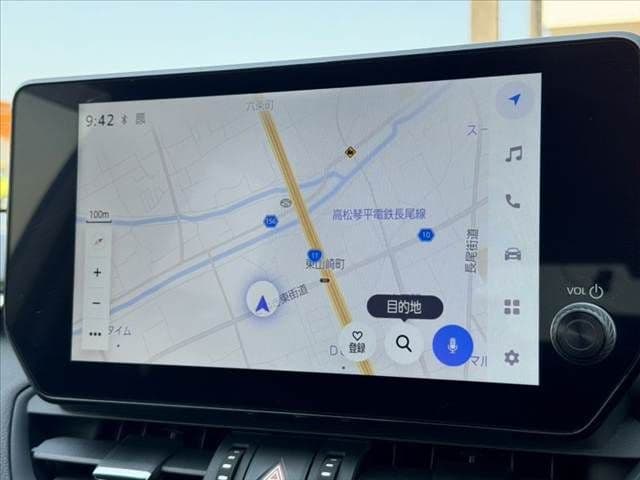 Car thumbnail 3
