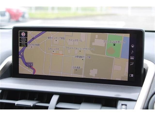Car thumbnail 3