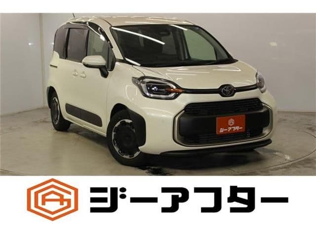 TOYOTA SIENTA HYBRID