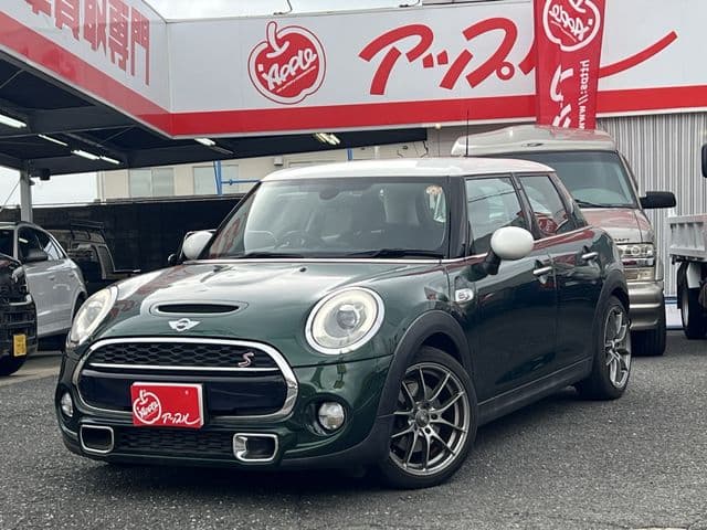 Car image 1