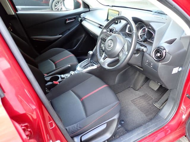 Car thumbnail 2