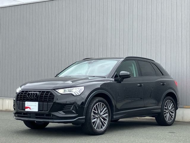 AUDI AUDI Q3