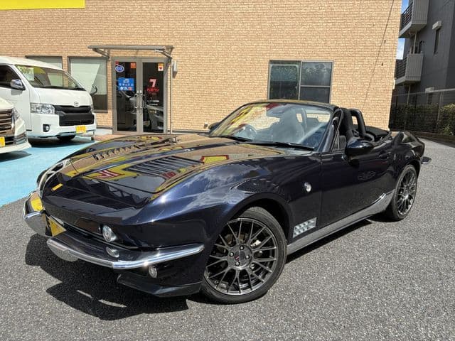 MITSUOKA