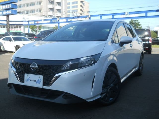 NISSAN