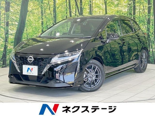 NISSAN