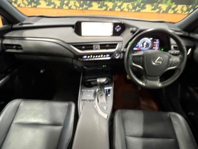 Car thumbnail 2