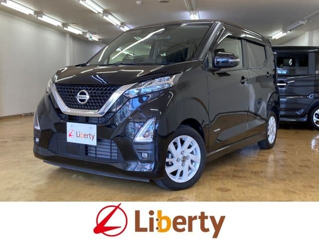 NISSAN