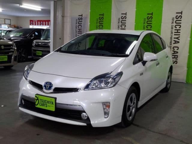 TOYOTA PRIUS PHV
