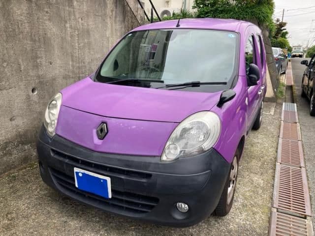 RENAULT