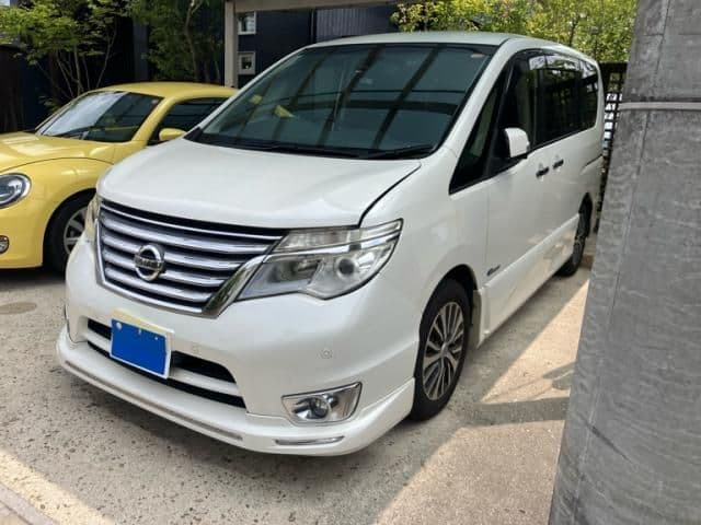 NISSAN SERENA  S-HYBRID