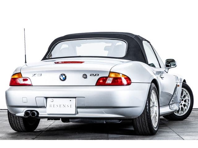 Car thumbnail 3