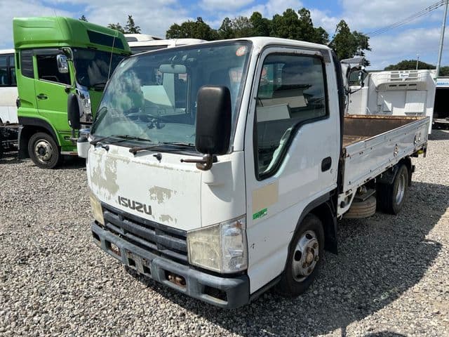 ISUZU