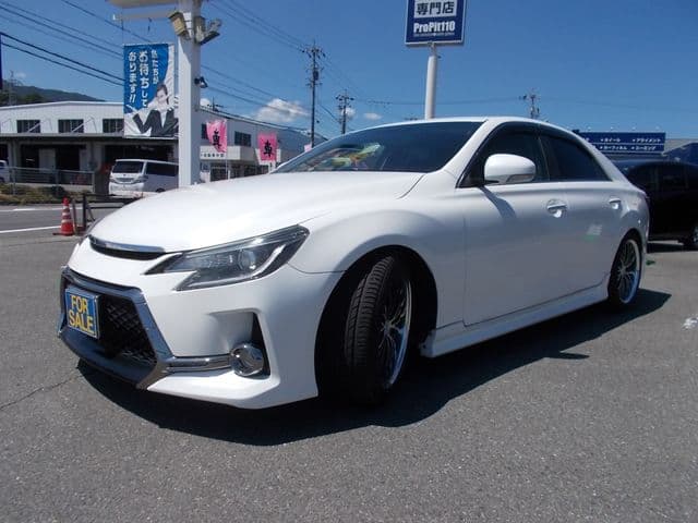 Car thumbnail 3