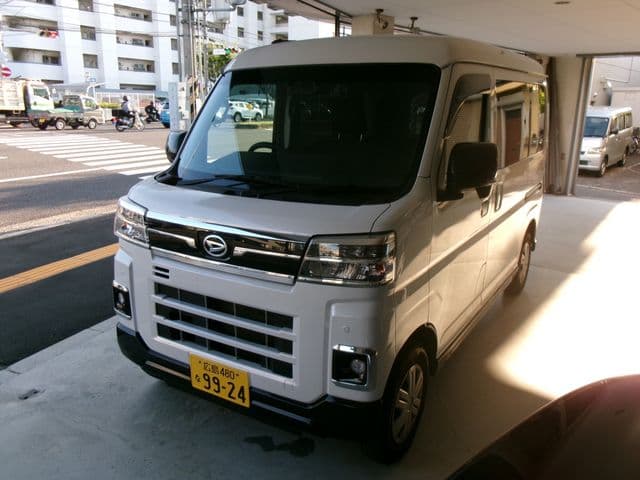 Car thumbnail 4