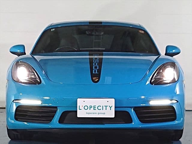 Car thumbnail 3