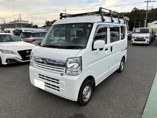 NISSAN NV100 CLIPPER
