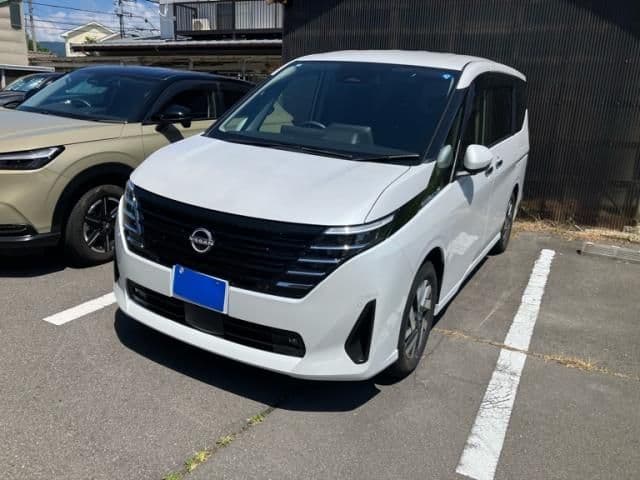NISSAN SERENA  WG