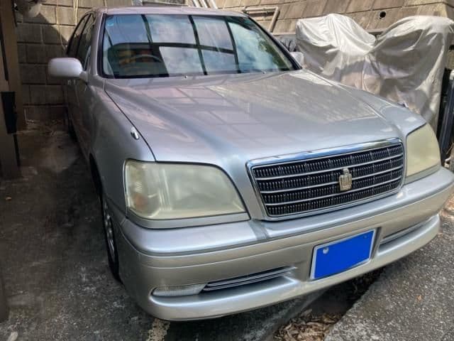 TOYOTA CROWN sedan