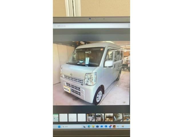 NISSAN CLIPPER van